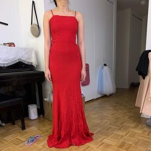 Red Revolution gown. Floor length. Size M